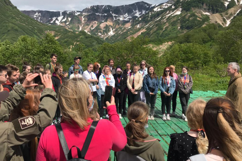 Инвестиции в интеллект и любовь к Камчатскому краю . Фото: kamgov.ru (архив). Фотография 1